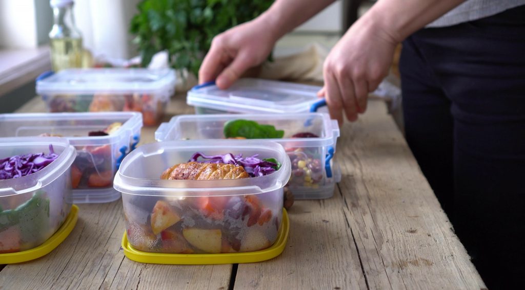Weekend meal prep for weight loss. Portion Control. Healthy home