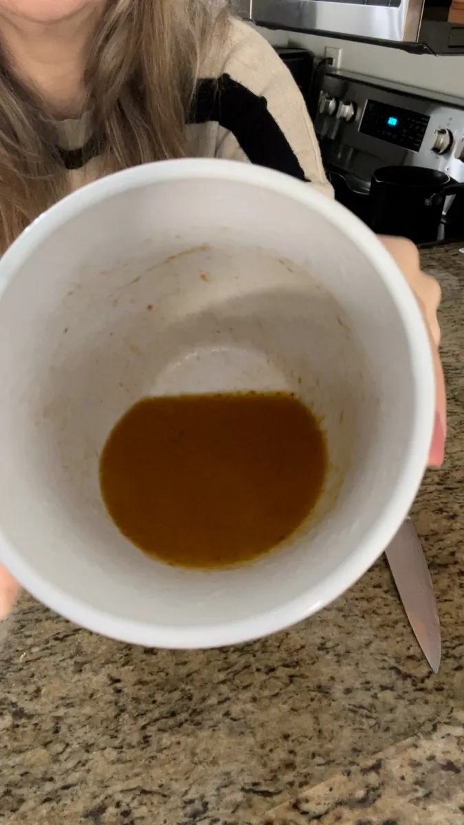 Natural way to get rid of bloating - Lemon Shot